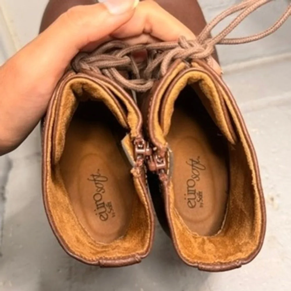 Euro Soft Shawna Lace Up Ankle Boots 8.5 Women Brown Block Heel